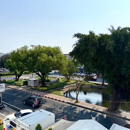Nidhra Lanna Hotel Τσιάνγκ Μάι Εξωτερικό φωτογραφία